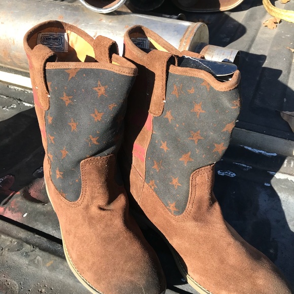 Ralph Lauren Ladies rough out leather boots NeW - Picture 1 of 8